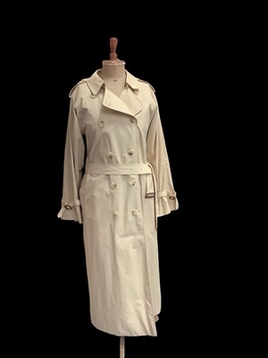 Lot 2140 - Burberrys’ women's long length belted trench coat, relaxed fit size given as EXLPlus 16.