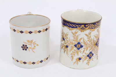 Lot 87 - Two Worcester cylindrical mugs, decorated in blue and gilt, circa 1780-85