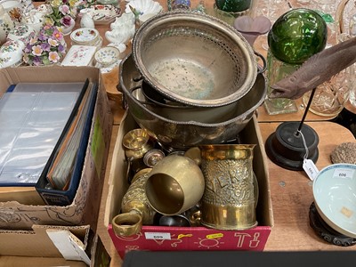 Lot 609 - Box of silver plated cutlery and various other plate