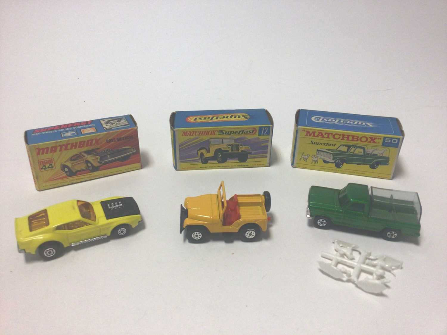 Lot 256 - Matchbox 1-75 Series Superfast models No.13 Dodge Wreck Truck, No.71 Wreck Truck, No.44 Boss Mustang, No.50 Kennel Truck, No.23 Volkswagen Camper, No.72 Standard Jeep, No.35 Merrywaether Fire Engin...