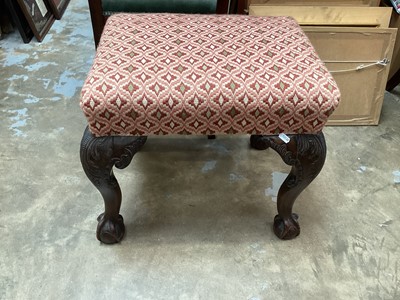 Lot 1473 - 18th century style carved mahogany footstool