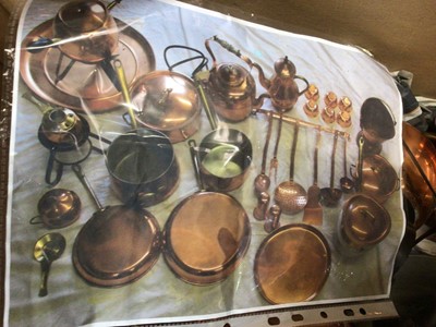 Lot 52 - Lot copper pans and kitchenalia