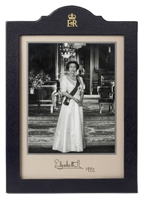 Lot 63 - H.M.Queen Elizabeth II large signed presentation photograph dated 1992