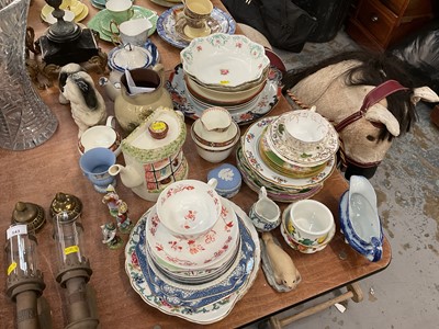 Lot 544 - Group of Victorian and later decorative ceramics to include ornaments, teapot and sundries.