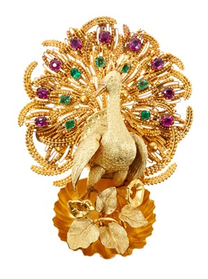 Lot 646 - 19th century gold peacock brooch set with emeralds and rubies