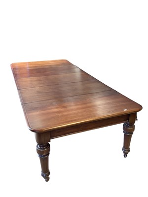 Lot 1200 - Victorian mahogany extending dining table