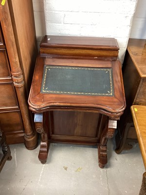 Lot 1241 - Reproduction mahogany Davenport with leather lined top, fitted interior and four drawers to each dide