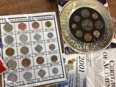 Lot 57 - Collection of coins, including uncirculated sets
