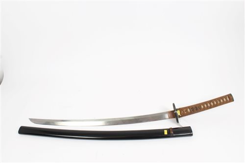 Lot 719 - 20th century Japanese katana sword with...