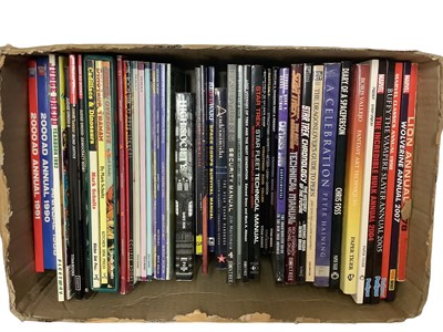 Lot 136 - Box of Graphic Novels and Annuals to include Marvel, Star Trek, The Boys and others