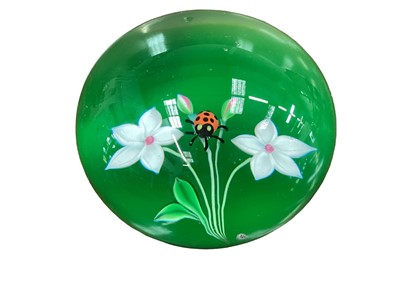 Lot 1153 - Baccarat glass paperweight no. 2 of. 300