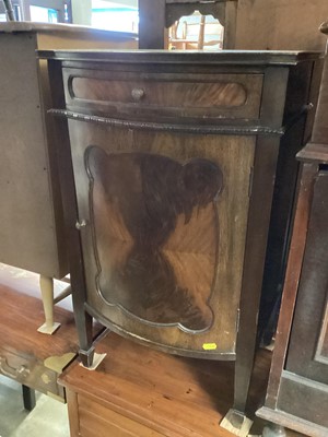 Lot 1358 - Mahogany bedside chest with single drawer and cupboard below on square taper legs and spade feet, 46cm wide