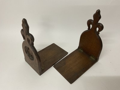 Lot 282 - Pair of carved oak gothic tracery bookends