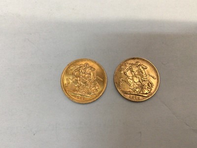 Lot 497 - G.B. - Mixed gold Sovereigns to include George V 1915 GF & Elizabeth II 1965 AU (2 coins)