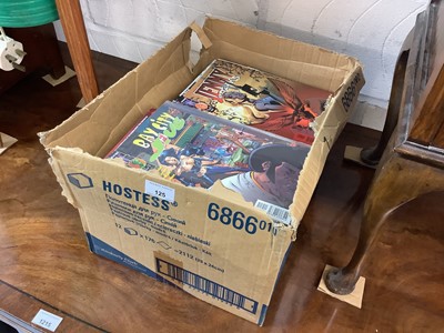 Lot 125 - Box of assorted comics to include Image comics, Wildstorm comics and others