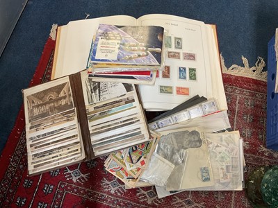 Lot 640 - Group of mixed ephemera to include stamp album, albums of tea cards, silks and various other items.