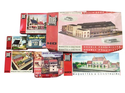 Lot 1801 - Railway three boxes of Jouef Quick HO Airfix model kits (unconstructed) (Qty)