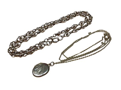 Lot 108 - 9ct gold mariner style link chain and a 9ct gold locket on 9ct gold chain