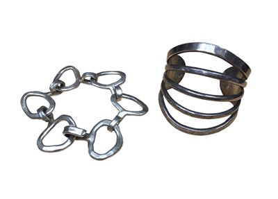 Lot 28 - Danish silver plated modernist oval link bracelet by Jacob Hill for Buch & Deichmann and a Mexican bangle (2)
