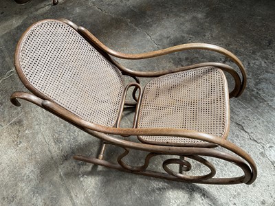 Lot 107 - Early 20th century Thonet bentwood rocking chair