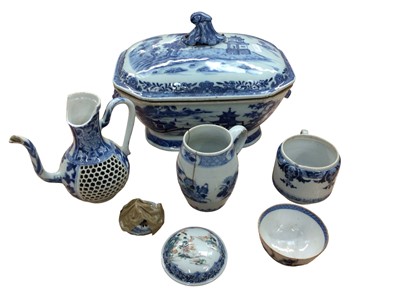 Lot 23 - Group of Chinese blue and white porcelain