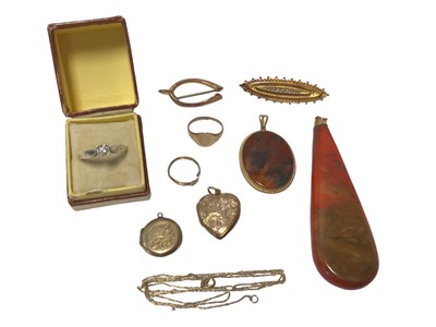 Lot 83 - Group of gold jewellery