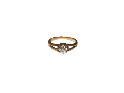 Lot 193 - 18ct gold diamond single stone ring with an old European cut diamond, estimated to weigh approximately 0.33cts, in eight claw setting with split shoulders