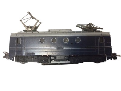 Lot 1852 - Marklin HO gauge 3 rail 1950s SEH800 Double Pantogragh locomotive in blue livery, No.1101 and SJ GS800 electric locomotive, No.884 ( unboxed) (2)