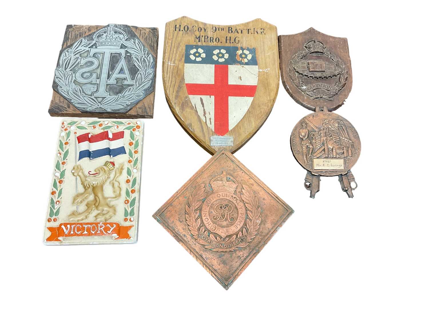 Lot 663 - First World War Tank Corps plaque and lot other military plaques (6)