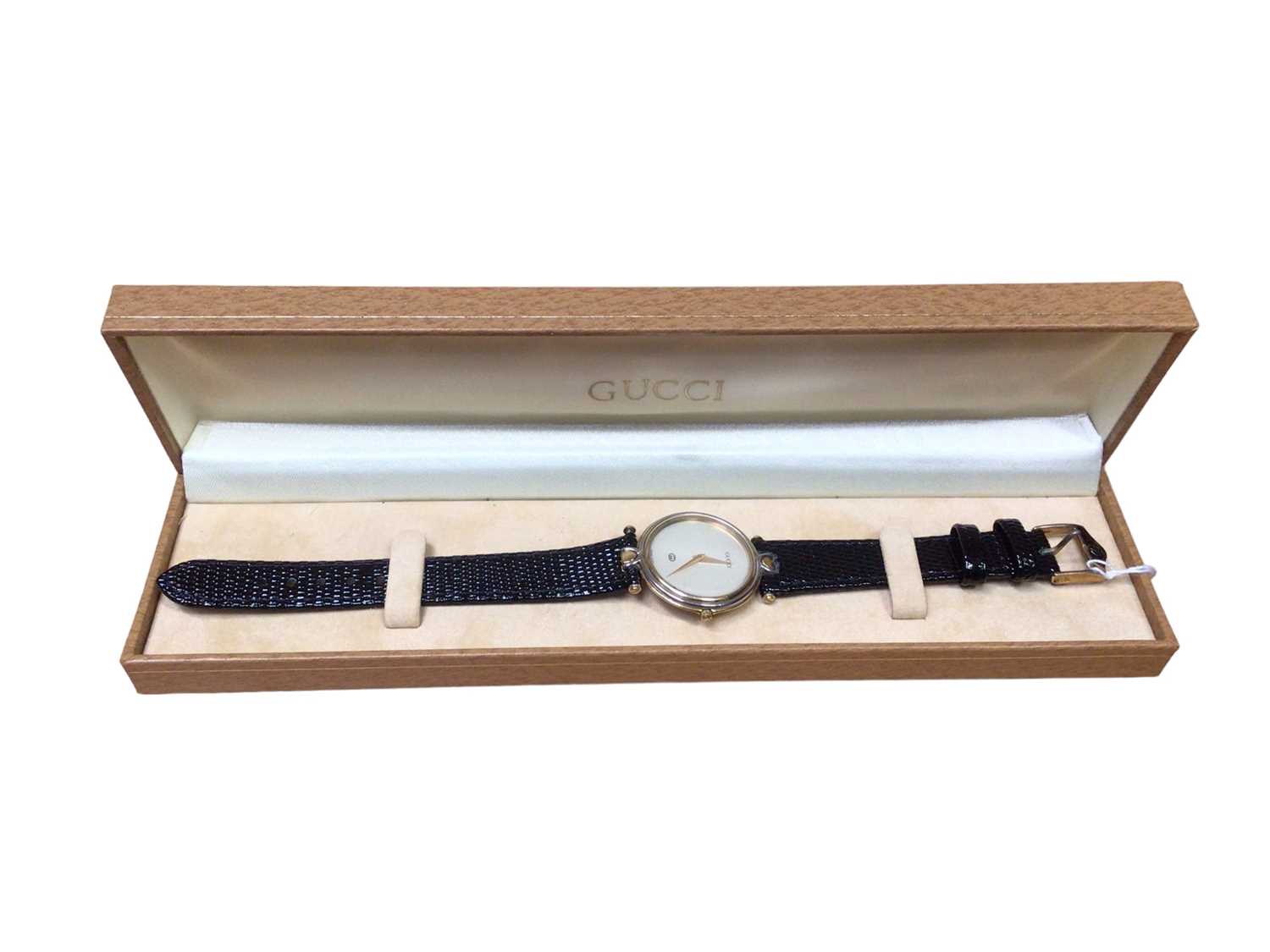 Lot 90 - Vintage Gucci wristwatch with original boxes and warranty card