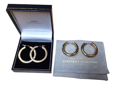 Lot 211 - Pair of 18ct yellow gold hoop earrings by Charles Garnier, Paris, in suede pouch