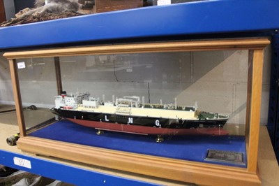 Lot 2521 - Large model ship