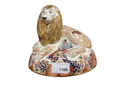 Lot 1106 - Royal Crown Derby Lion paperweight