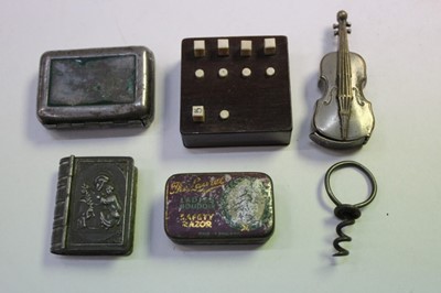 Lot 2441 - Violin vesta case, miniature book, game counter, etc