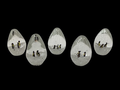 Lot 439 - Five Dynasty USA Penguin Families paperweights