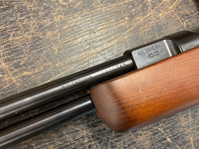 Lot 851 - Weihrauch HW77 4.5mm underlever air rifle with scope