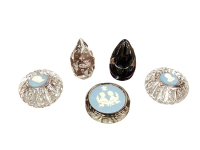 Lot 1167 - Five Wedgwood paperweights including two by Ronald Stennet Wilson