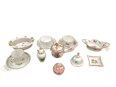 Lot 1187 - Fourteen pieces of Herend porcelain to include cups and saucers, dishes etc (various patterns)