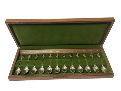 Lot 566 - Good quality cased set of Twelve contemporary silver  Royal Horticultural Society Flower Spoons