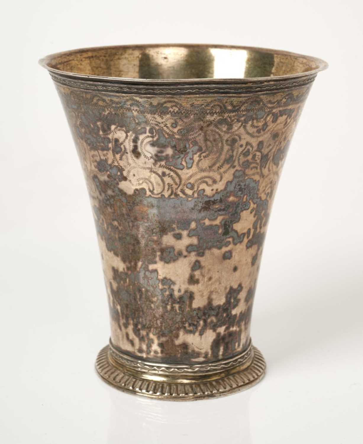 Lot 522 - 18th century Swedish silver beaker