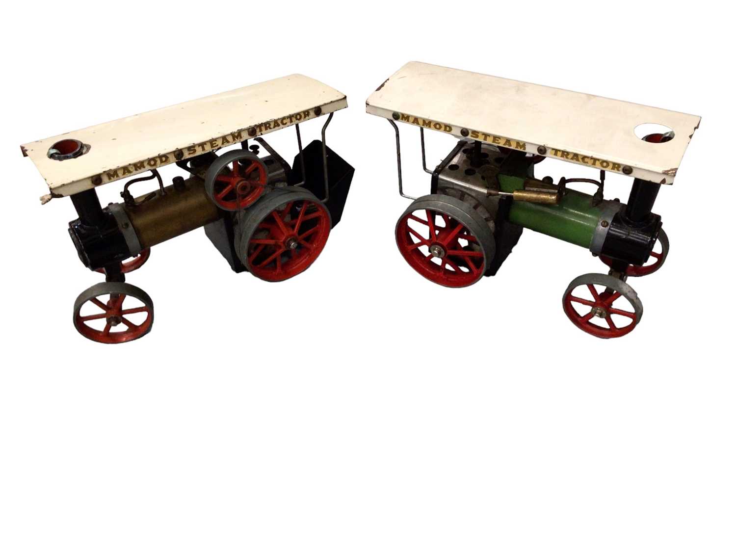 Lot 1921 - Two Mamod traction engine, in original boxes