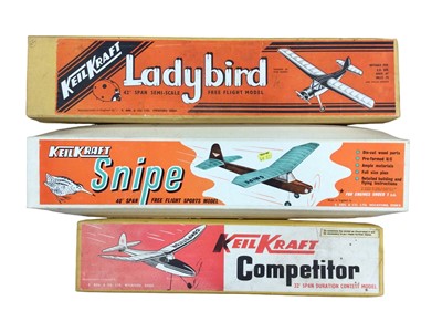 Lot 1946 - Five model aeroplane kits including Keel Craft, Meccano set and large Airfix Victory model and one other, all unconstructed