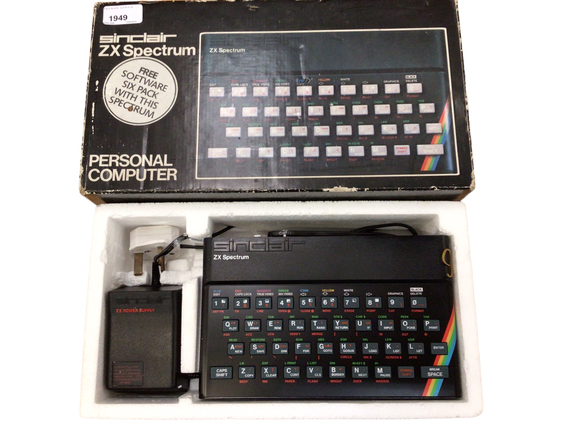 Lot 1949 - Sinclair ZX Spectrum personal computer in