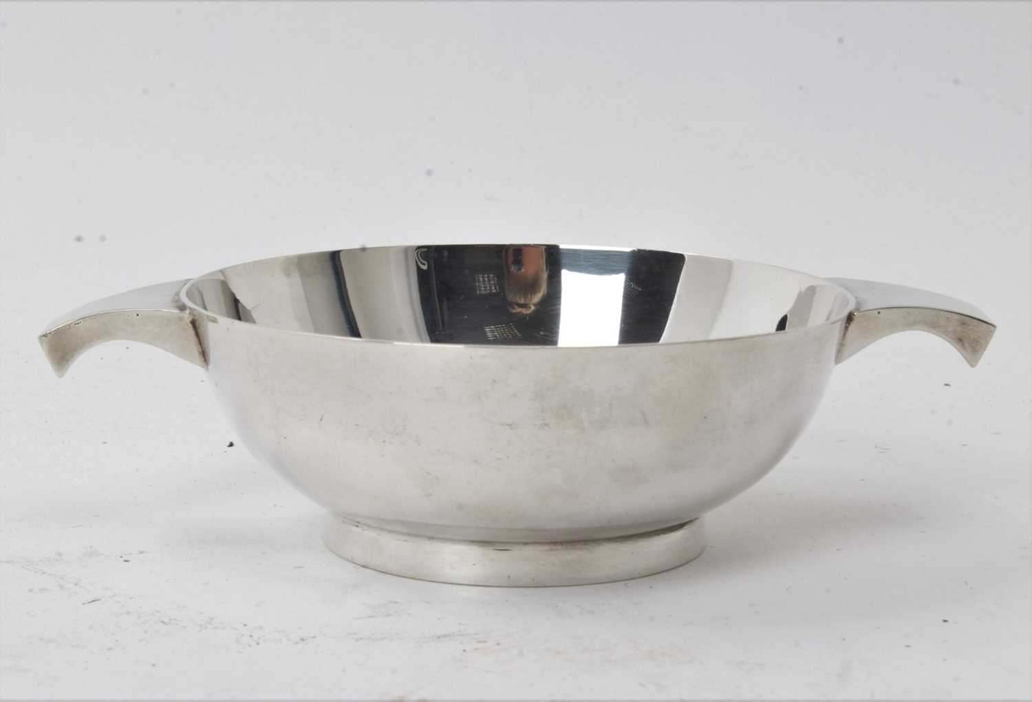 Lot 559 - Contemporary Scottish silver quaich of conventional form, (Edinburgh 1978)