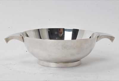 Lot 559 - Contemporary Scottish silver quaich of conventional form, (Edinburgh 1978)