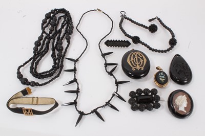 Lot 717 - Group of Victorian jet and similar jewellery