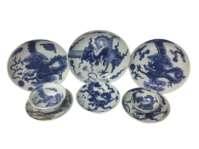 Lot 377 - Group of eight pieces of Chinese blue and white porcelain