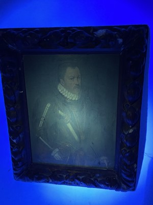 Lot 1355 - 17th / 18th century Continental school, oil on canvas, Portrait of a gentleman in armour and ruff, in period gilt frame