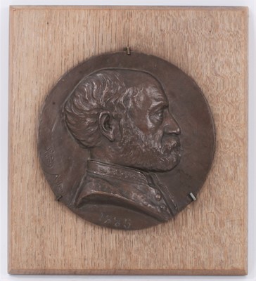 Lot 482 - 19th century Continental oval portrait relief metal plaque of a gentleman