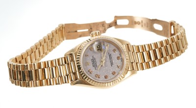 Lot 428 - Ladies Rolex 18ct gold Oyster Perpetual DateJust wristwatch, model 69178. Boxed with papers.